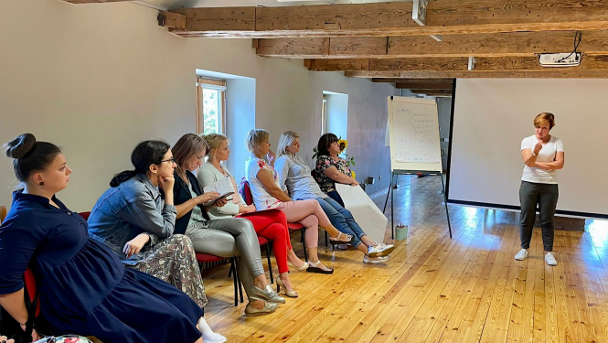 Sociālie darbinieki piedalās apmācībās