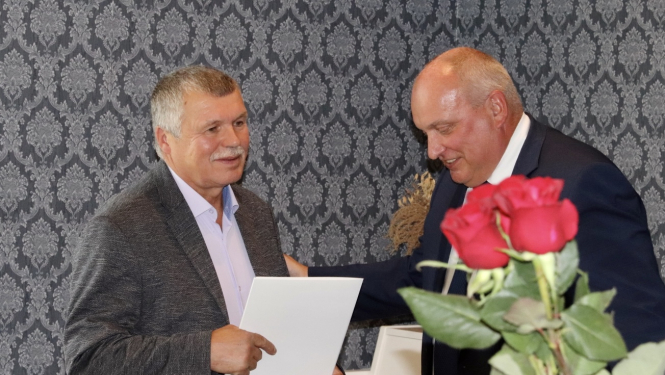 Sveic kolektīva vadītāju