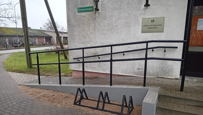 Tārgales pagasta pārvaldes ēkā veikti ieejas mezgla un telpu atjaunošanas darbi