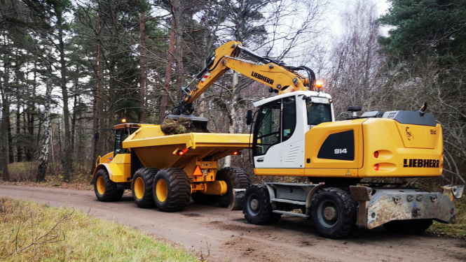 Uzsākti autoceļu pārbūves darbi Užavas pagastā