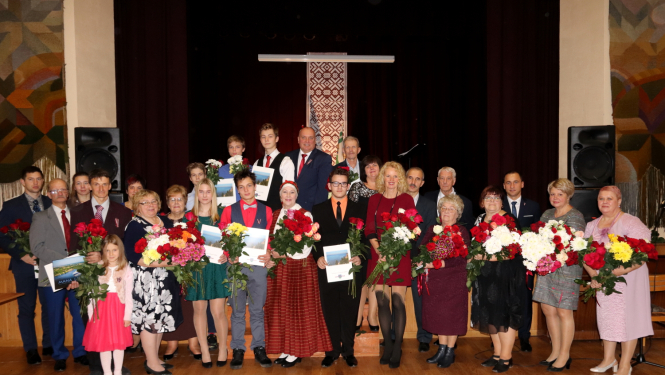 Apbalvojamo kopbilde