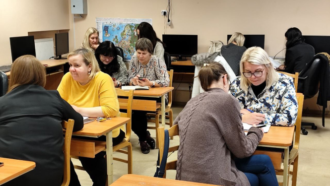 Pedagogi piedalījās seminārā