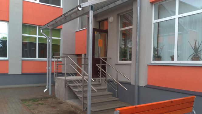 Piltenes bibliotēka