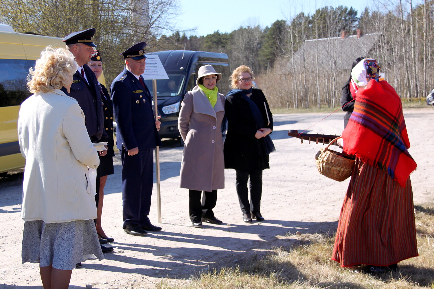 Pasākumu dalībnieku sagaidīšana Tārgales pagastā