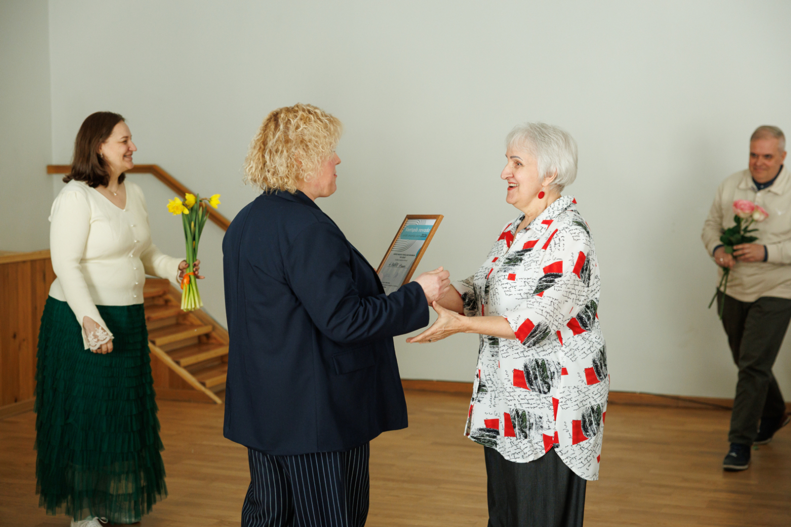 Vokālo ansambļu skatē pasniedz apbalvojumus 