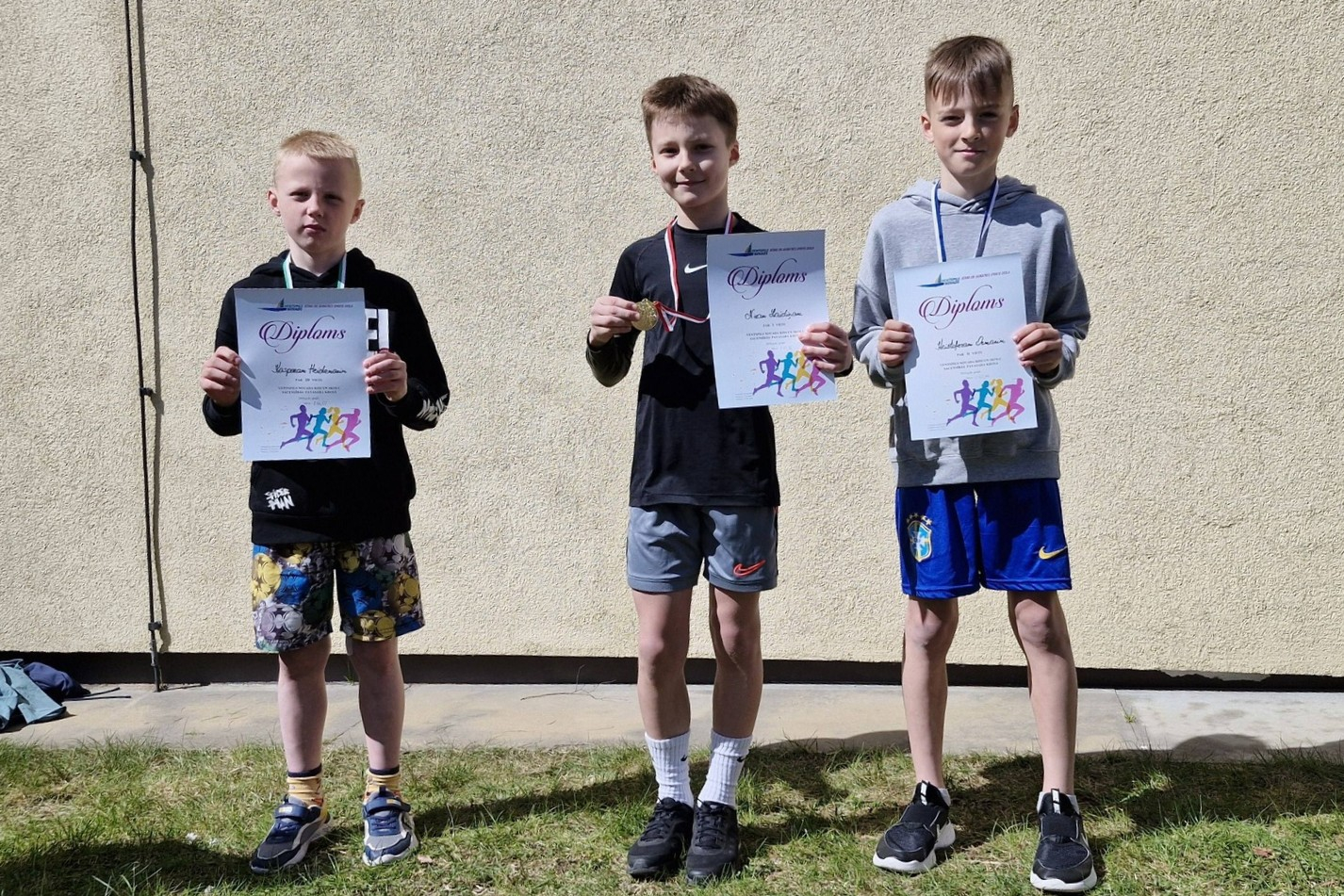 2016. gada dzimušie sportisti