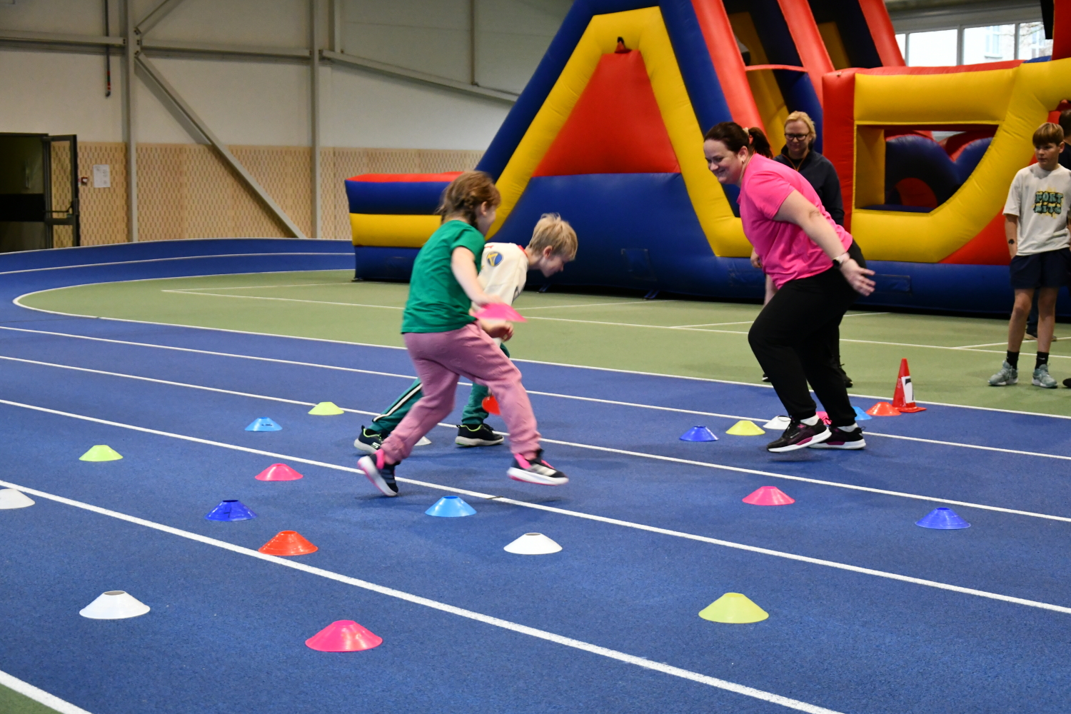 Bija dažādas sportiskas aktivitātes