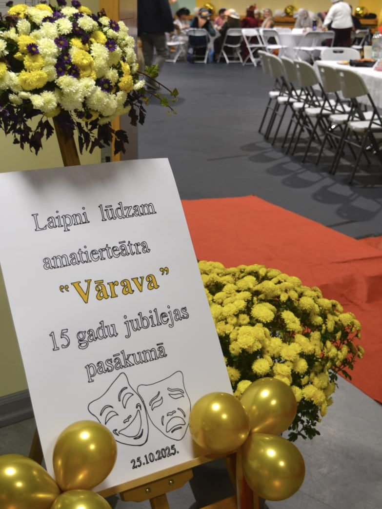 Amatierteātris “Vārava” svin 15. jubileju