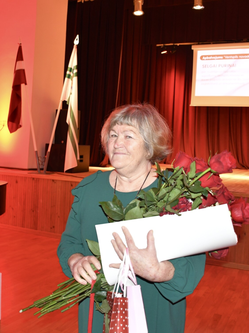 Tiek pasniegts Goda raksts