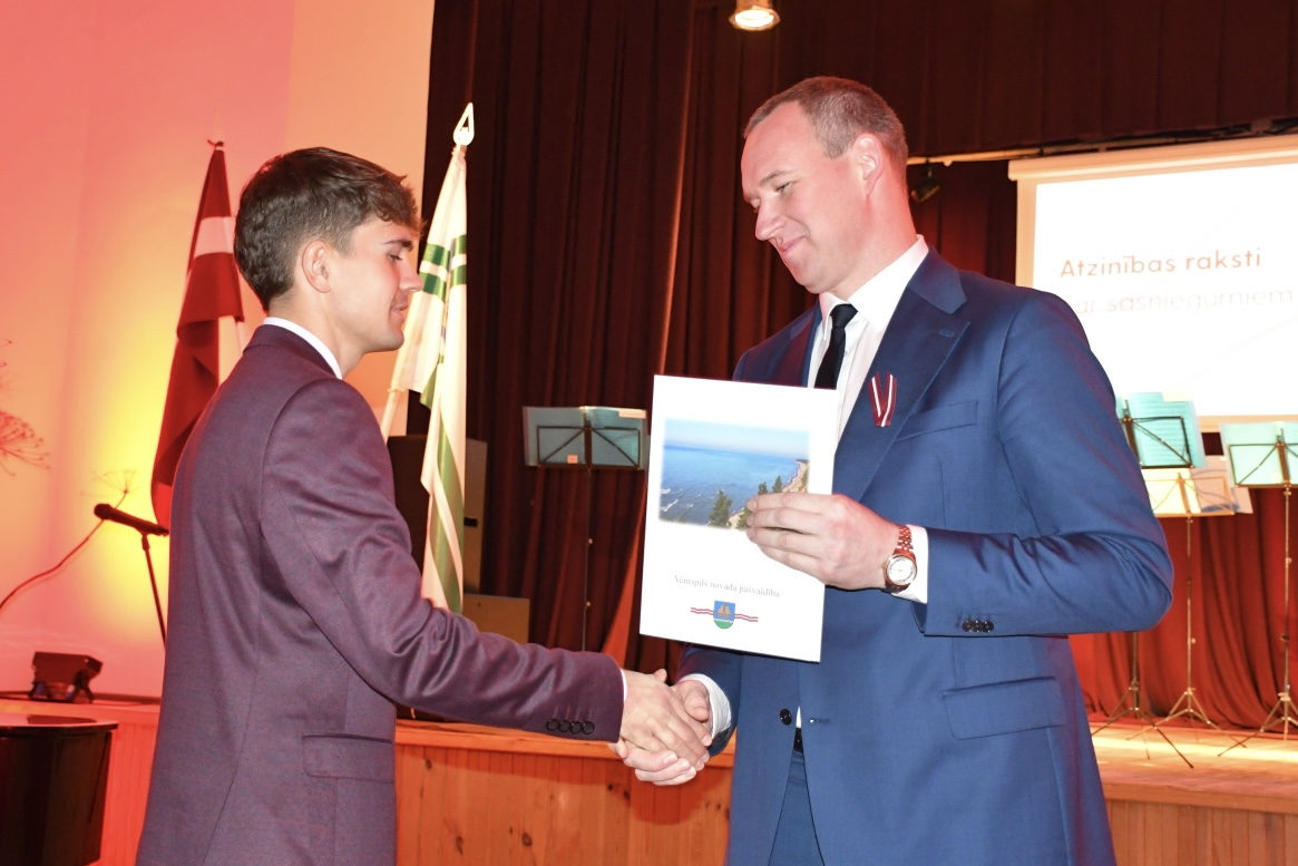 Tiek sveikti sportisti