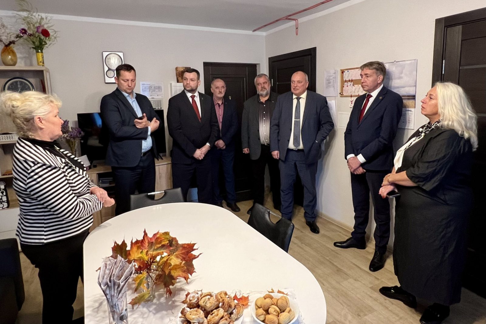 Labklājības ministrs darba vizītē Ugālē