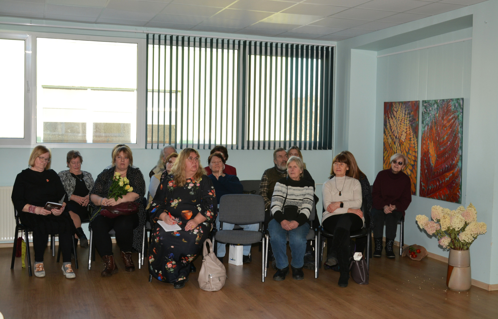 Izstādes apmeklētāji