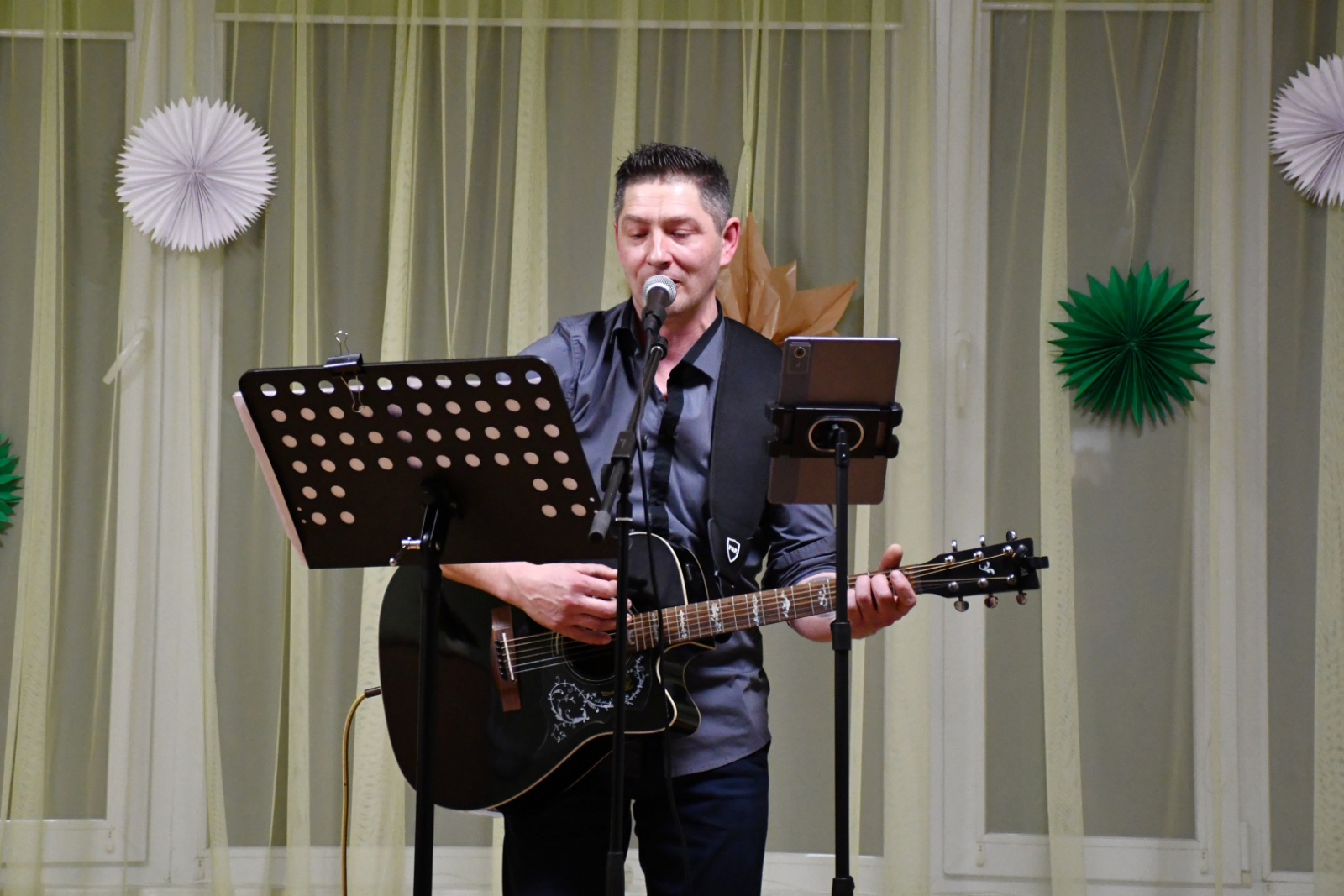 Uldis Sīlis ar muzikālu priekšnesumu