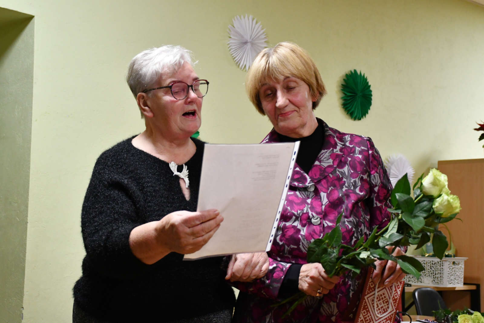 Izskan pateicības jauniešu centram un tā vadītājai