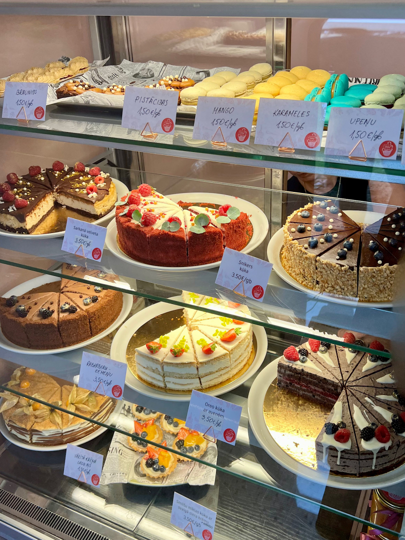 Saldumi un tortes