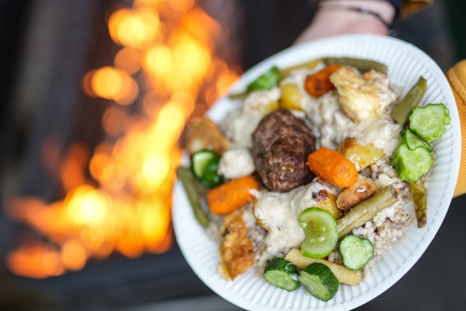 Bija iespējams nobaudīt visādus grilētus labumus