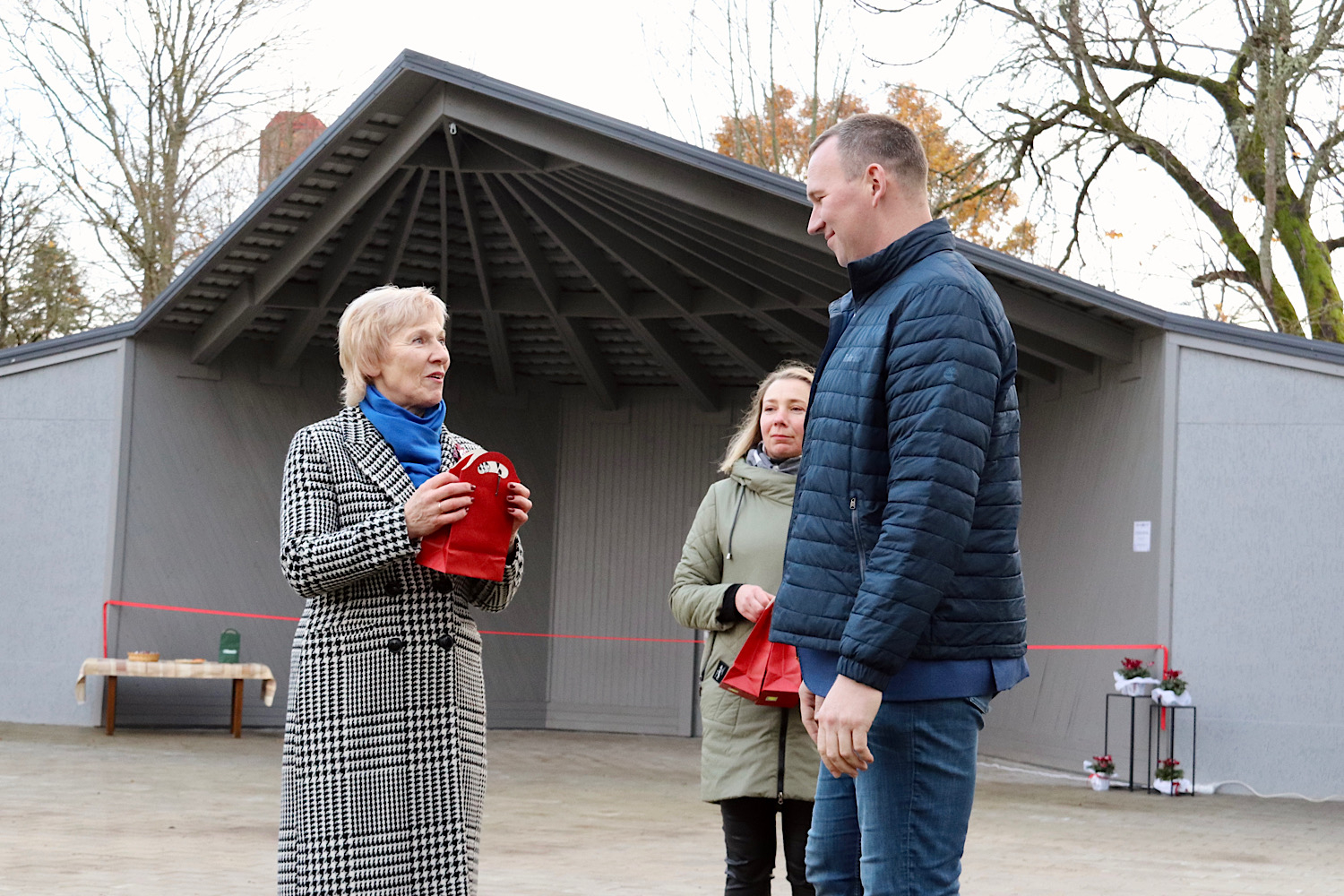 Paldies teikšana atbalstītājiem