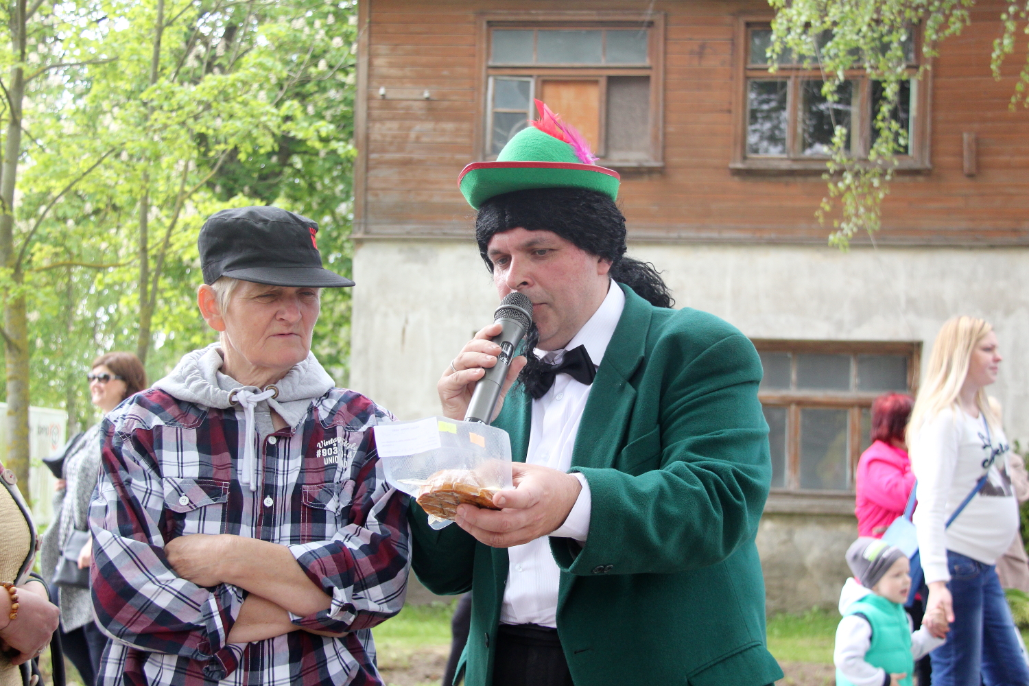 Uzrunas tirgū