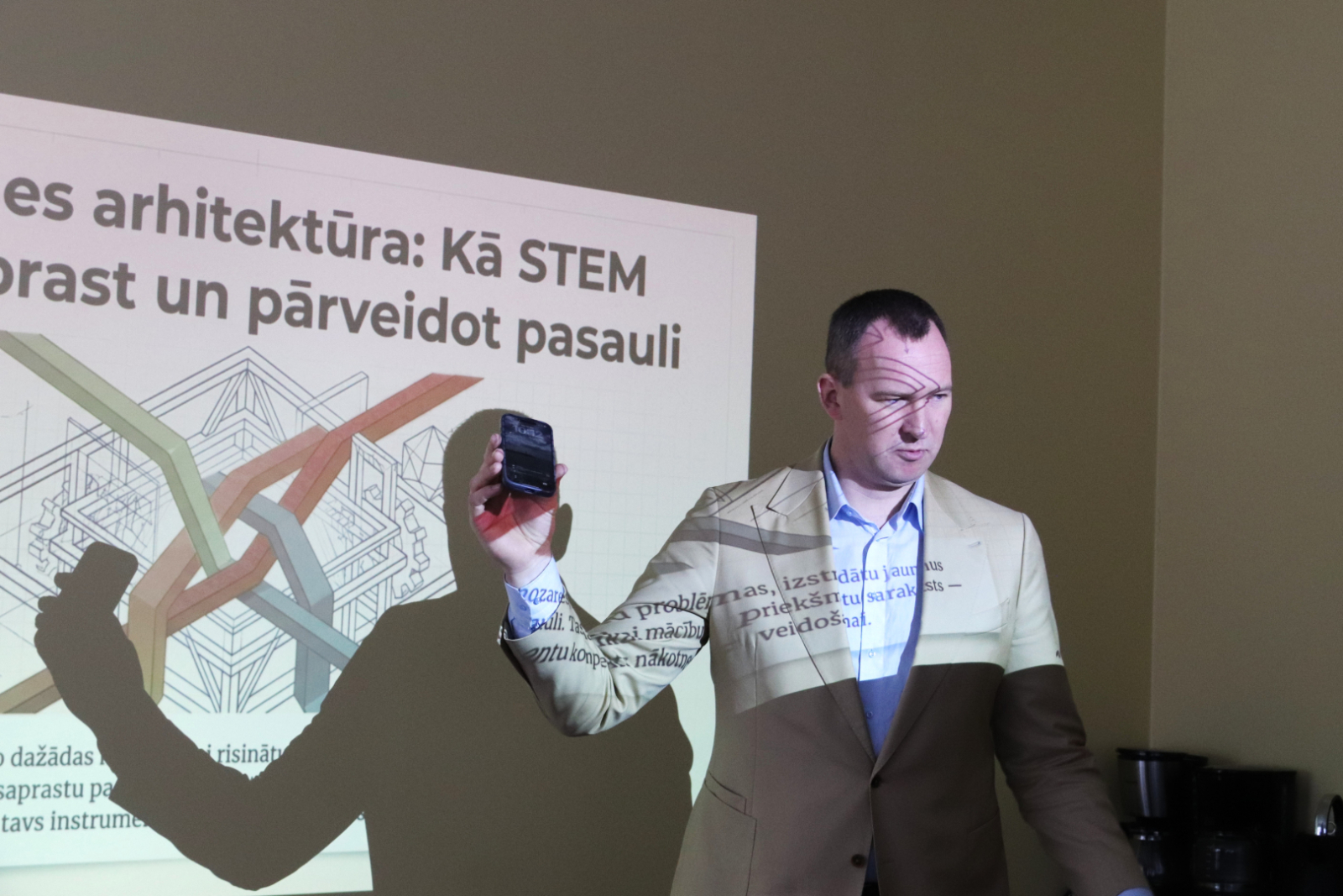 Priekšsēdētājs viesojās Piltenē pie jauniešiem