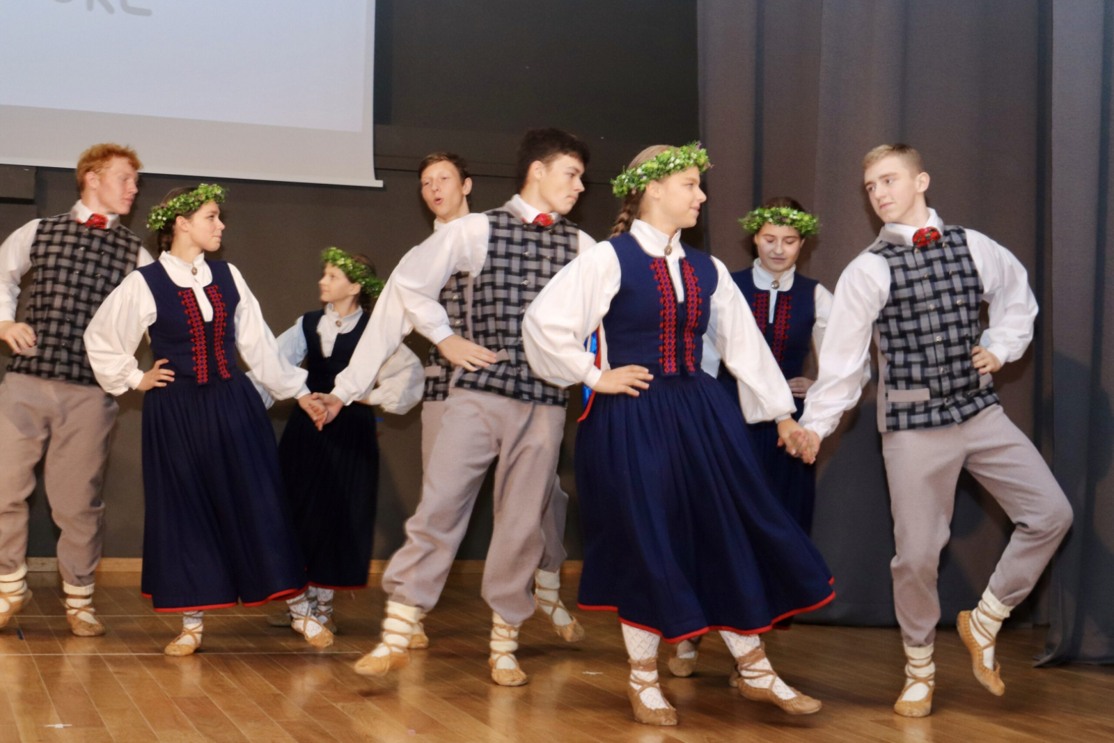 Dejo bērnu deju kolektīvs