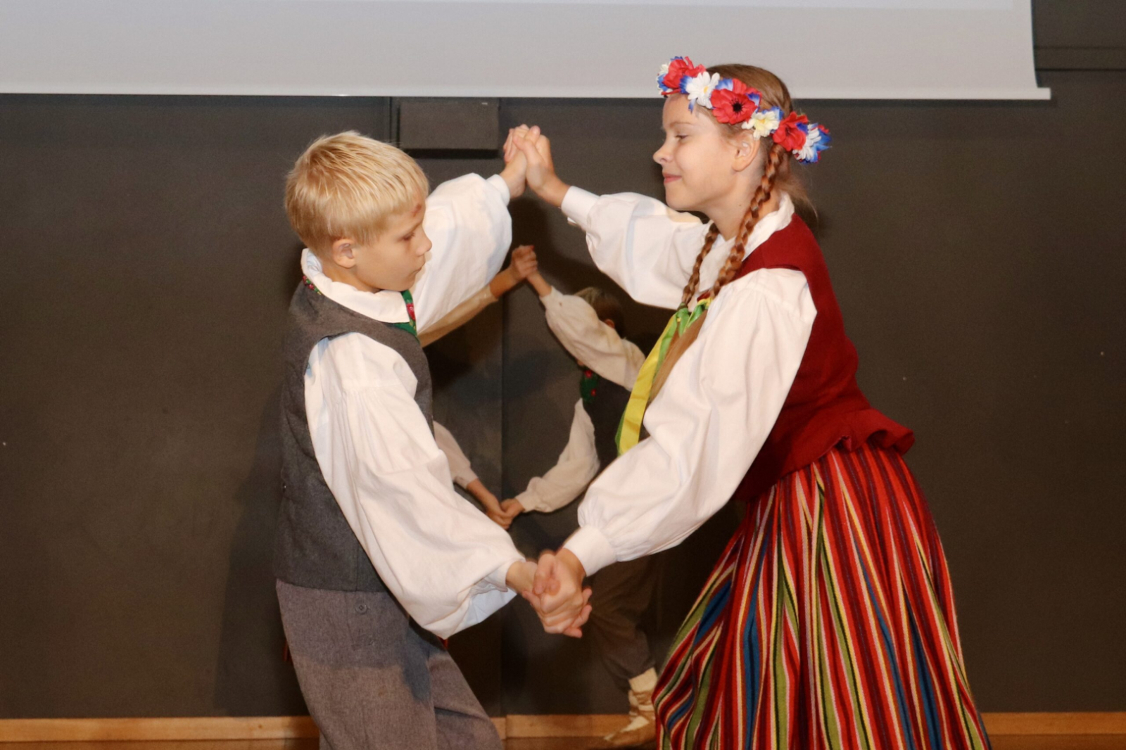 Dejo bērnu deju kolektīvs
