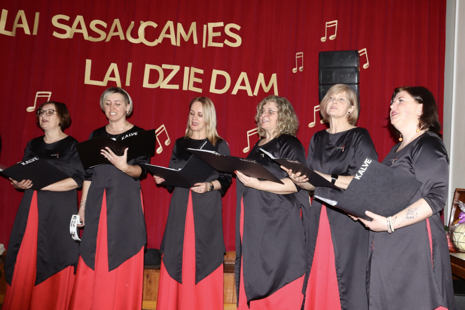 Dzied vokālais ansamblis