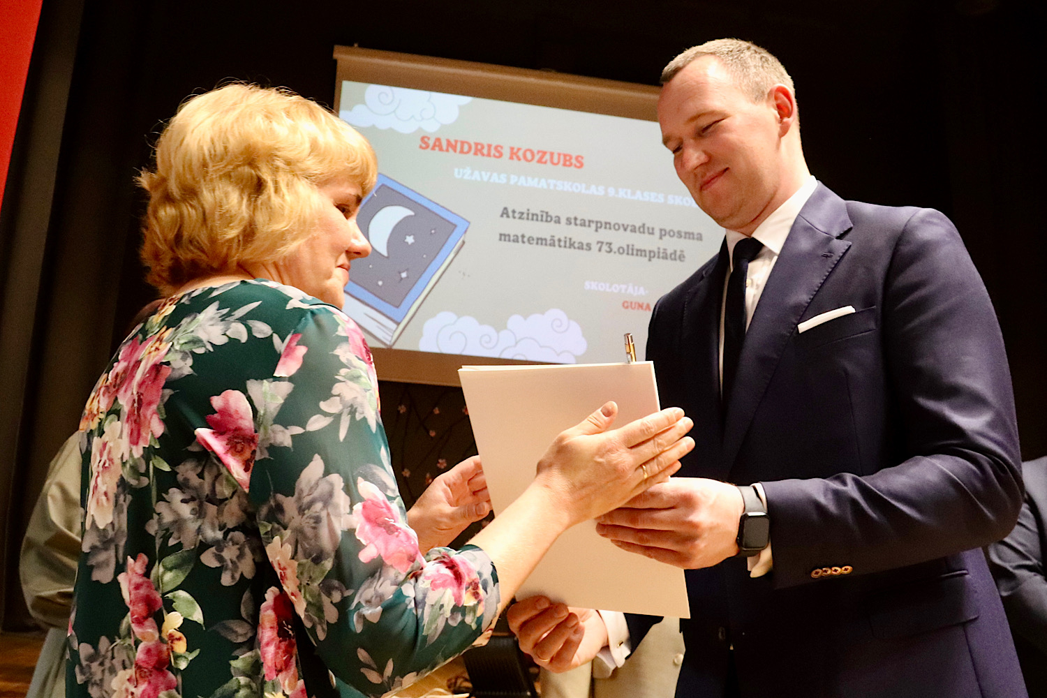 Sveic apbalvojamo