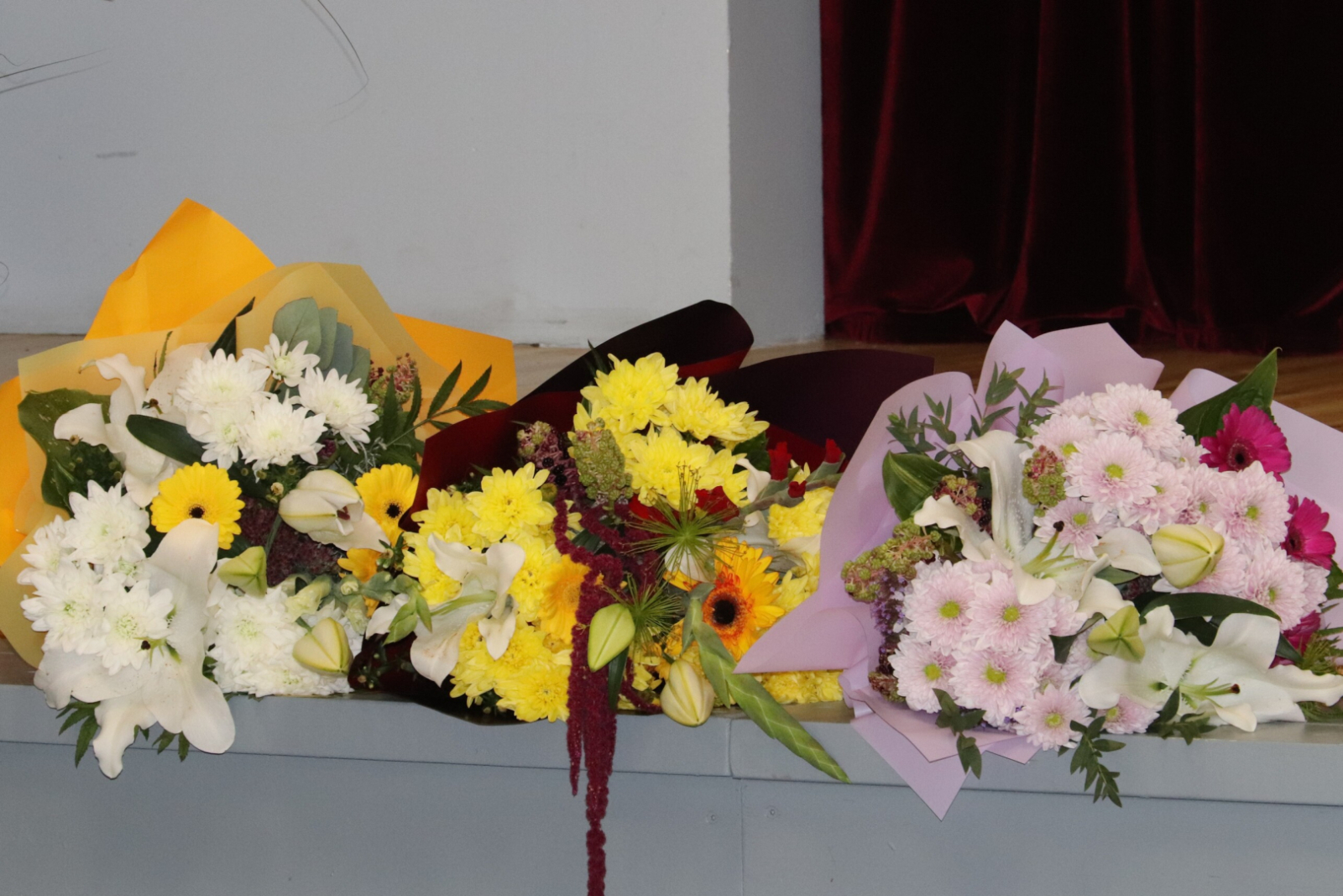 Tika dāvināti ziedi