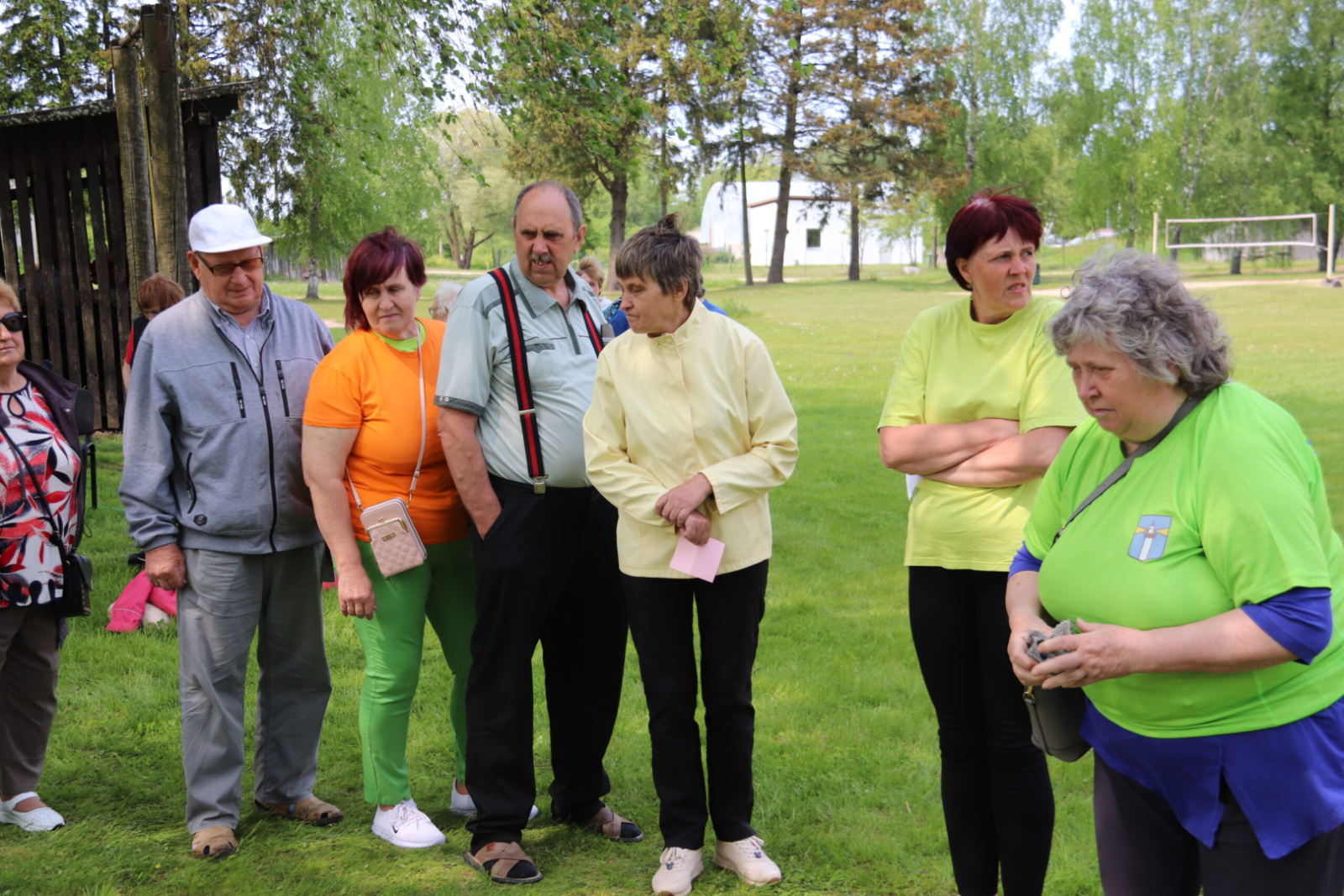 Seniori piedalās aktivitātēs