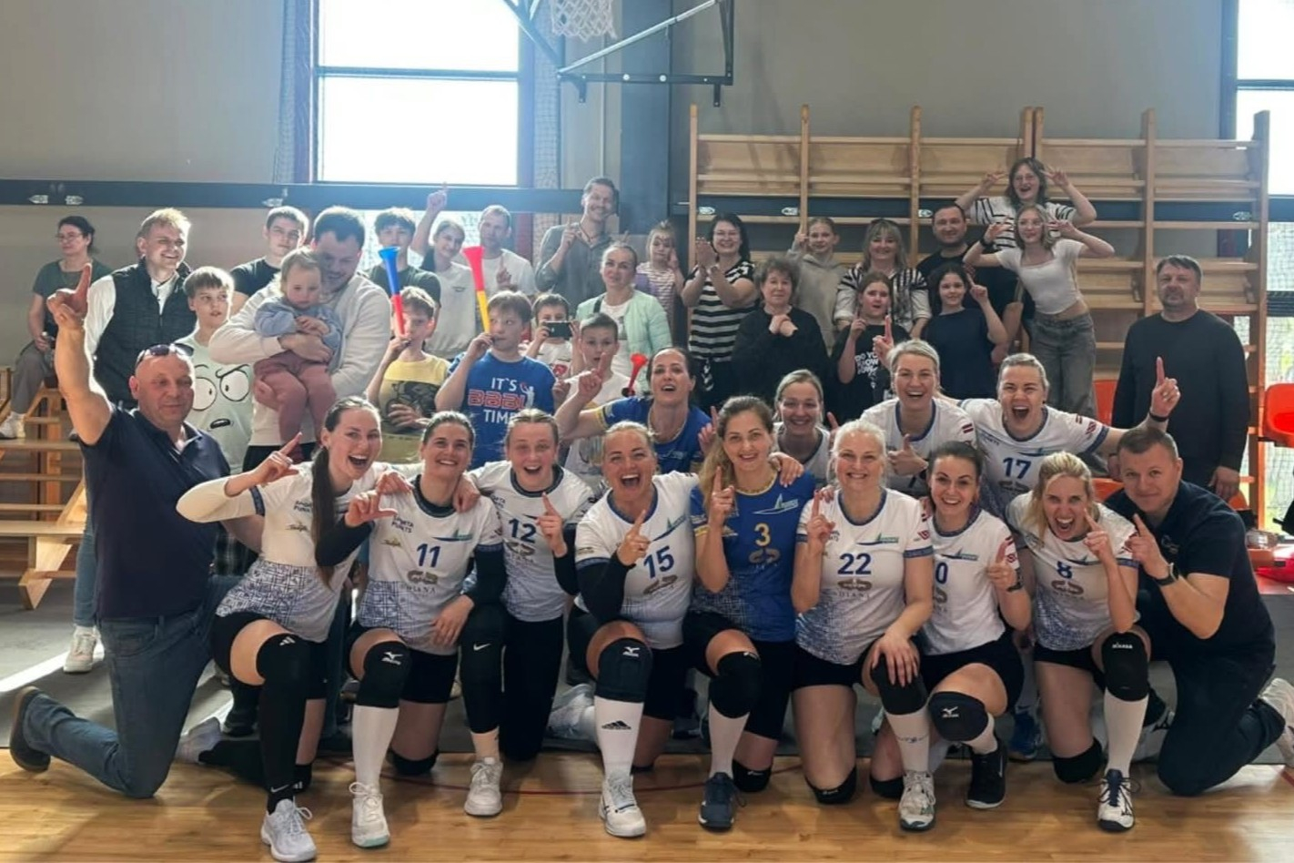Ventspils novada sieviešu volejbola komandas meitenes iegūst 1. vietu Tukuma čempionātā