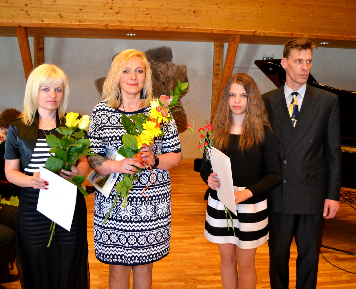 Apbalvojamie ar ziediem