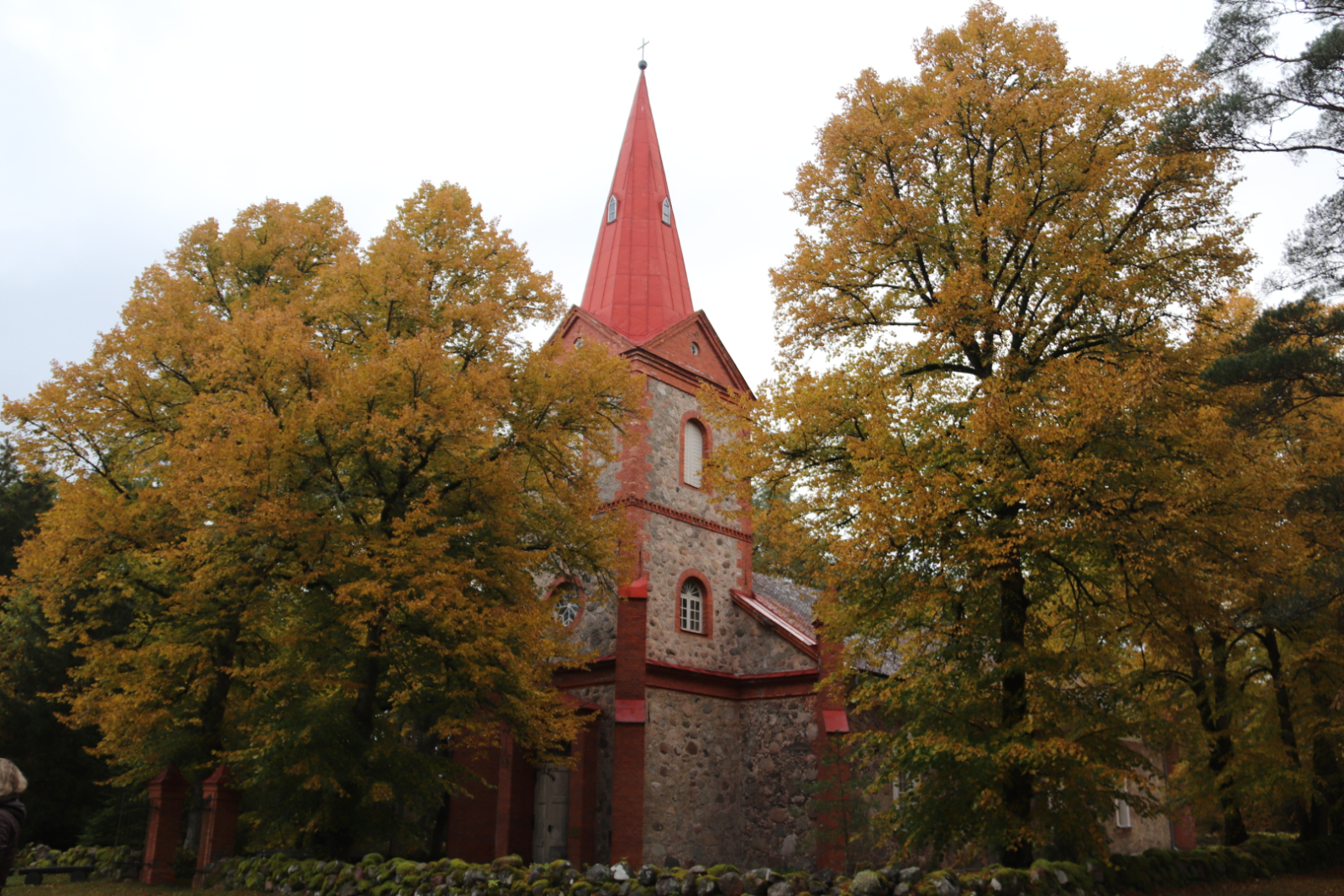 Rindas baznīca rudens noskaņās