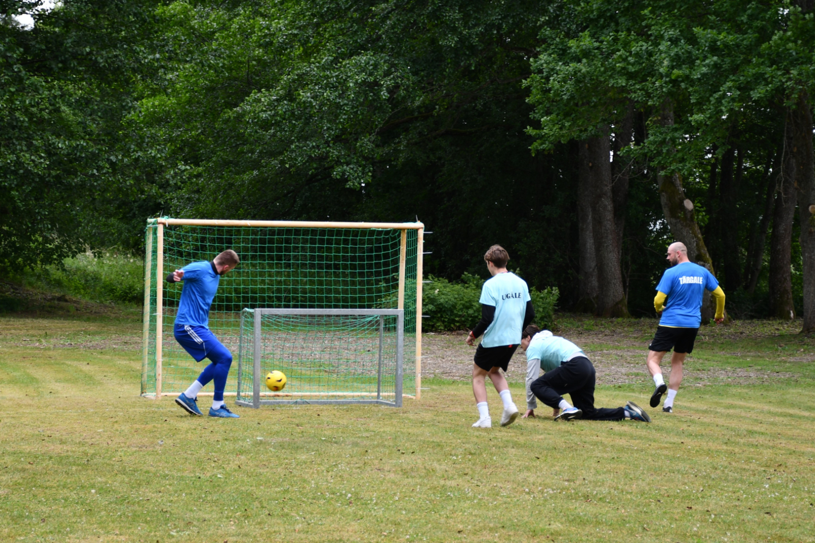 Tiek iesisti vārti futbolā
