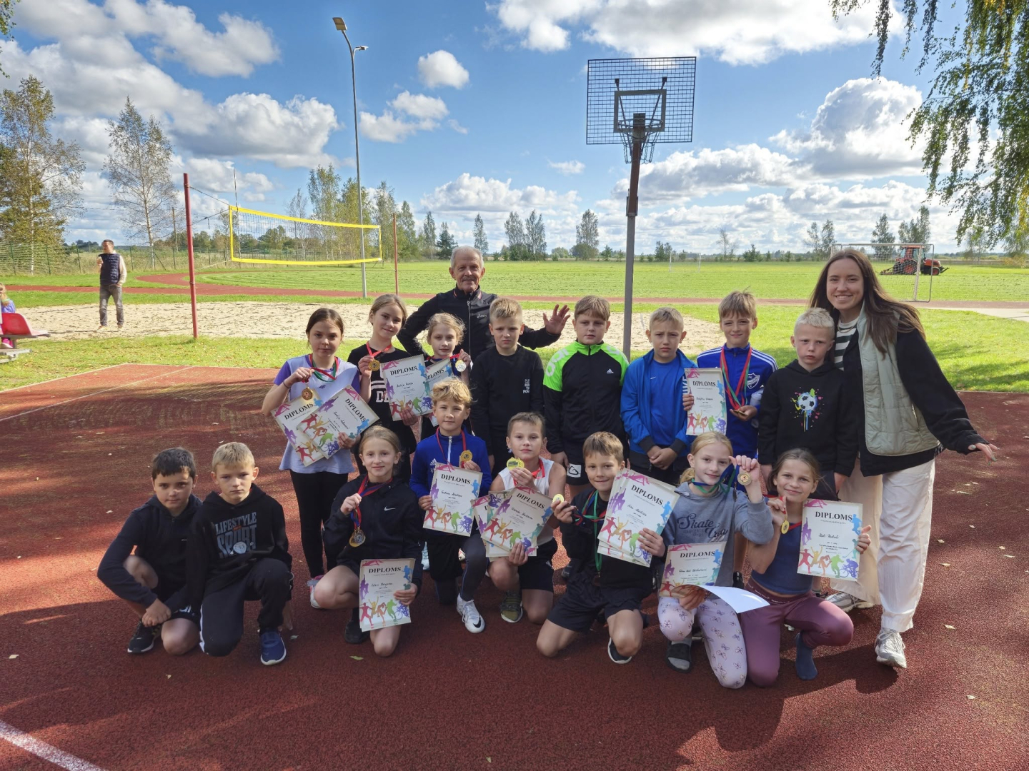 Apbalvoti sportisti U12 vecuma grupā