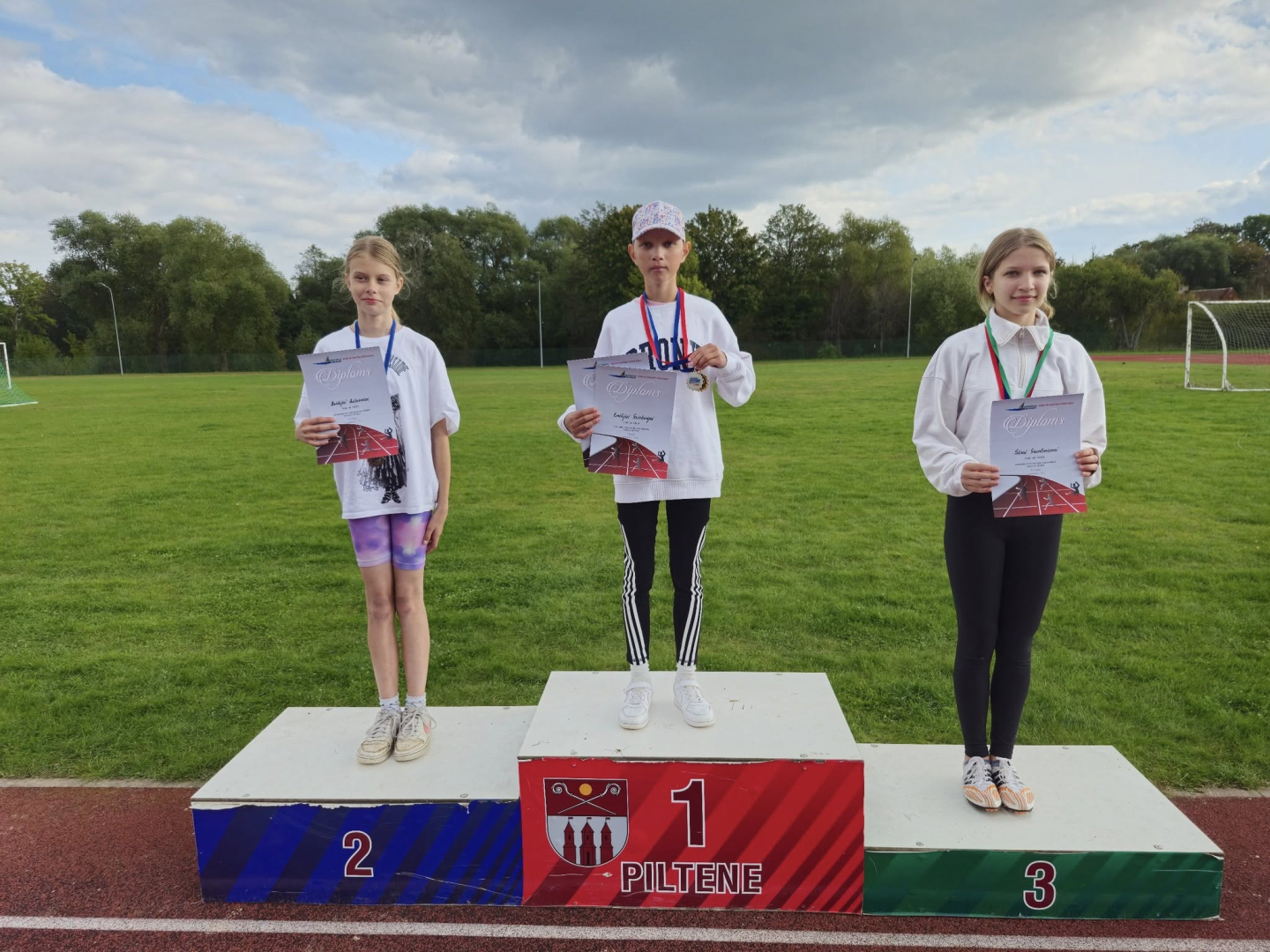 Piltenes stadionā notika Ventspils novada BJSS rudens sacensības U14 grupai