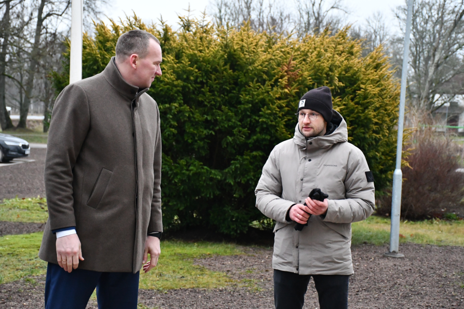 Būvuzņēmējs stāsta par labiekārtoto objektu