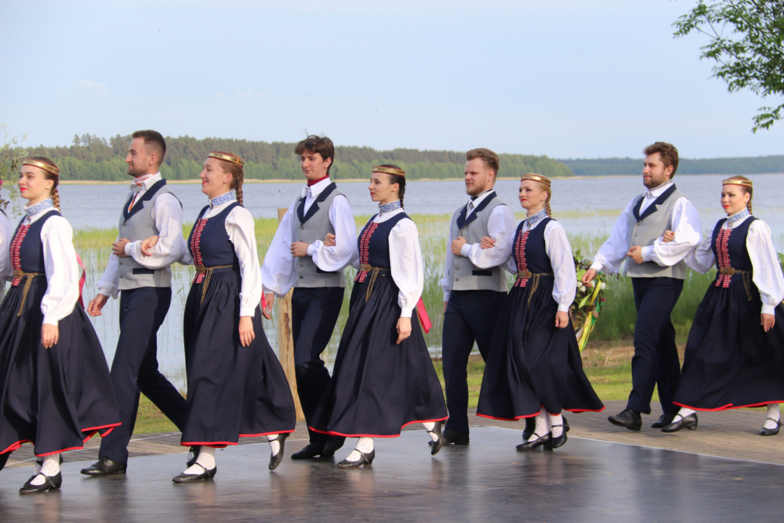 Deju kolektīva foto