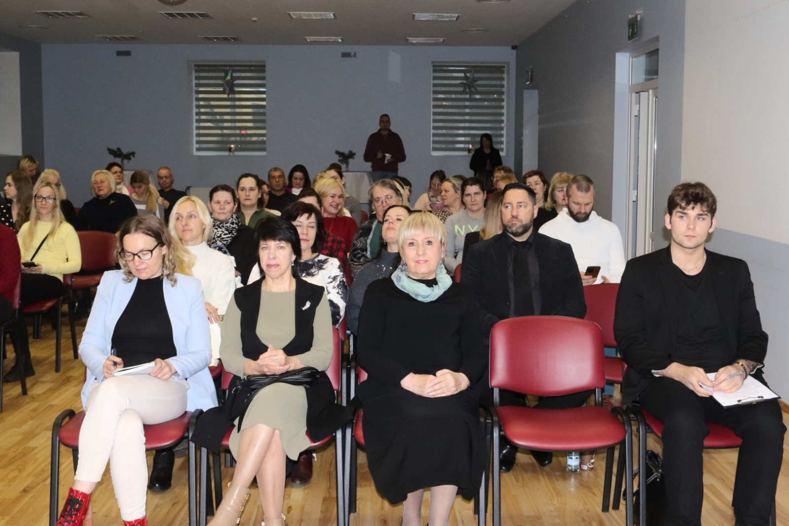 Popē notika vecāku konference