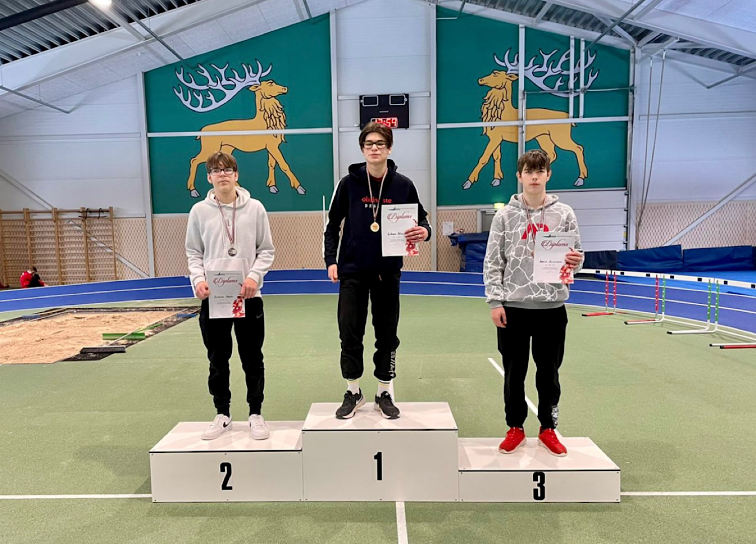 Sportisti ar diplomiem