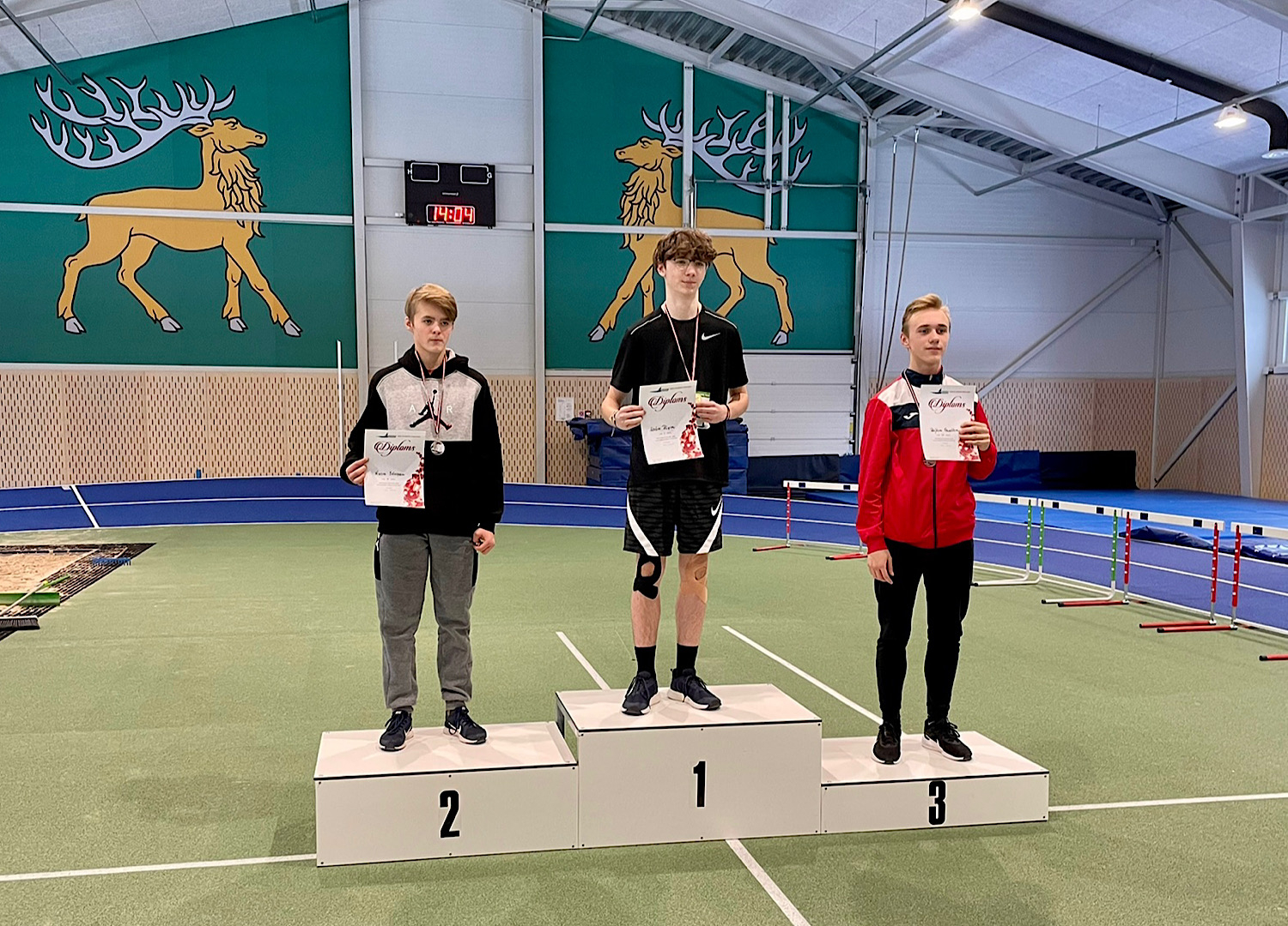 Sportisti ar diplomiem