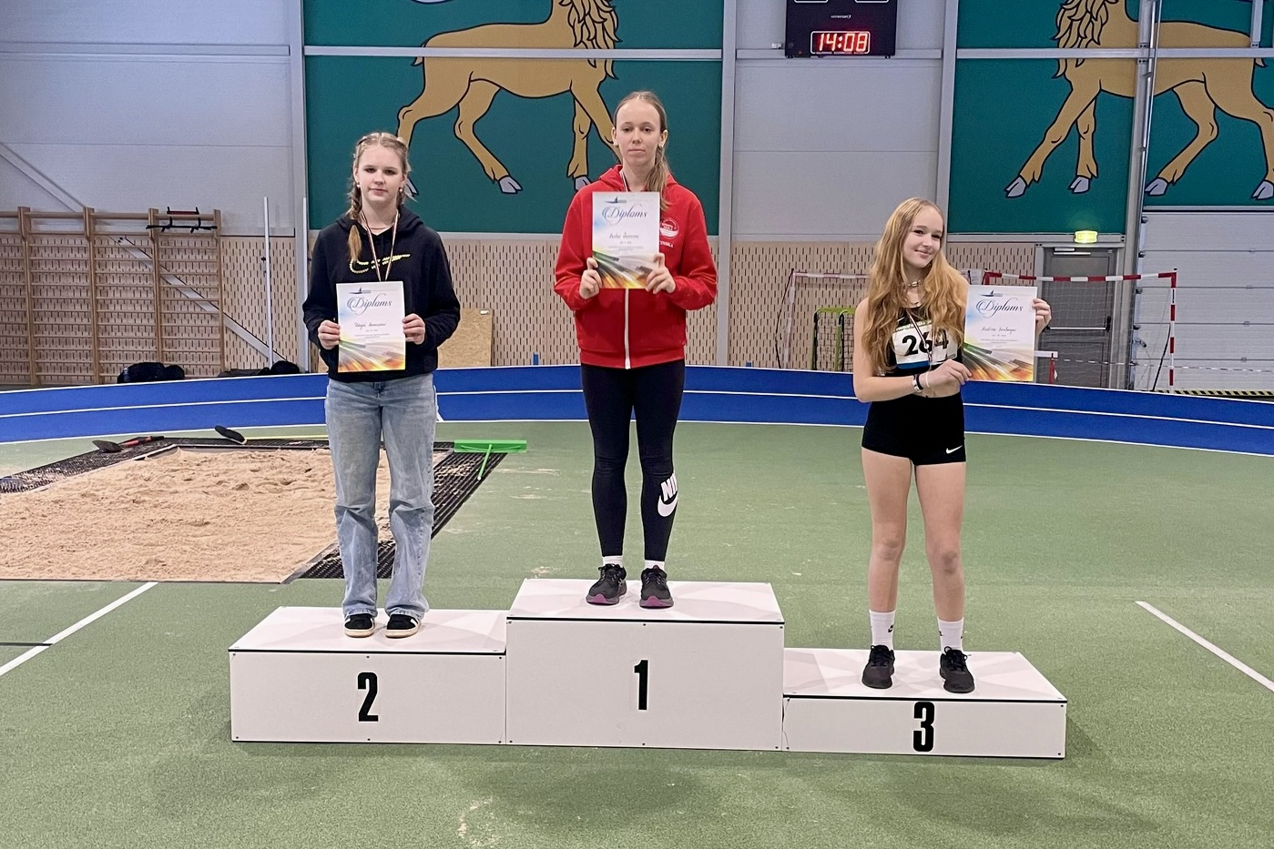 Sportisti ar diplomiem