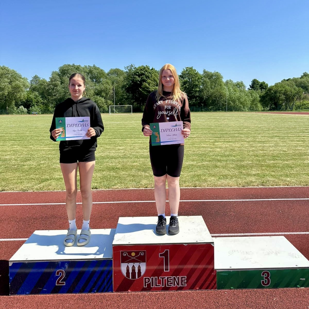 Sportisti ar diplomiem