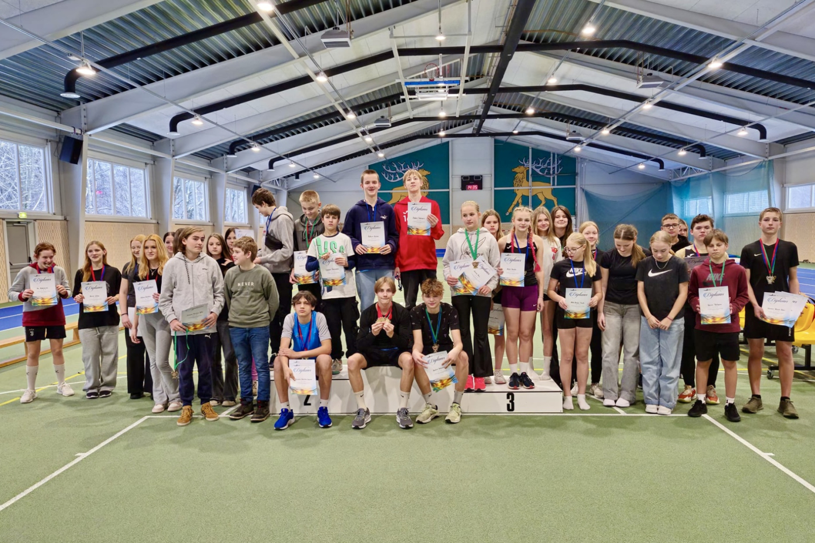 Sportisti ar diplomiem