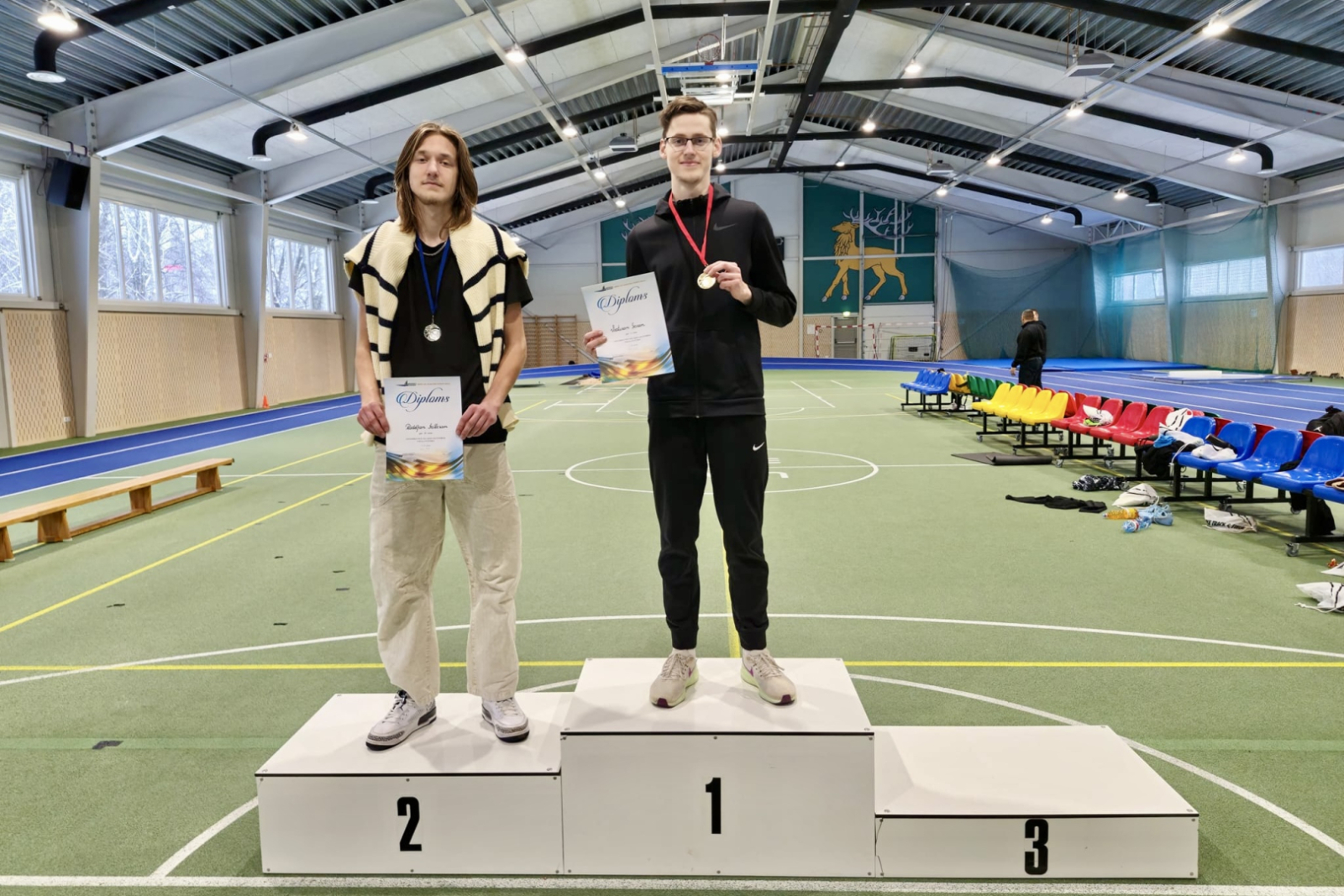 Sportisti ar diplomiem