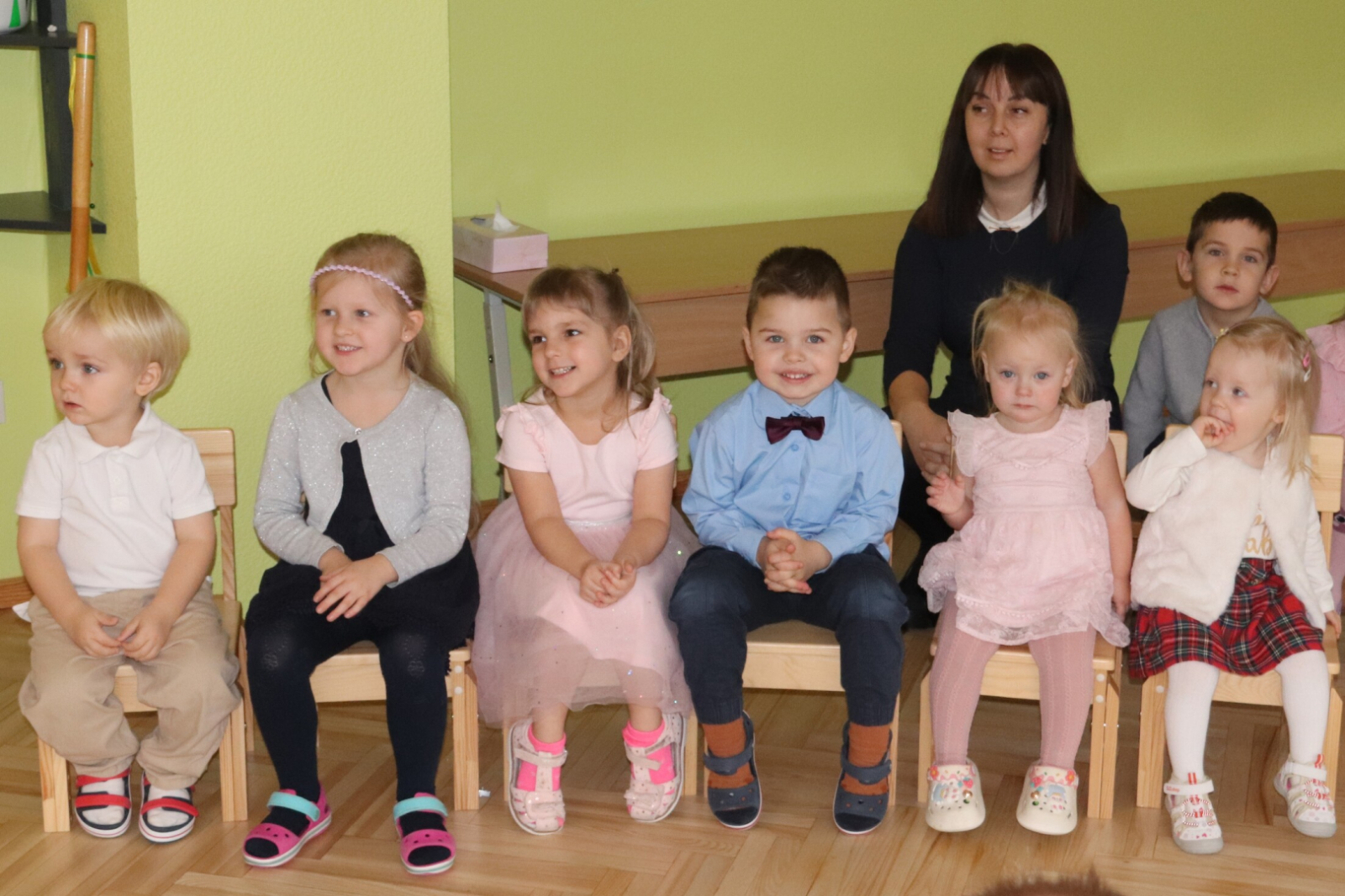 Vārves "Zīļuka" bērni priecājās par svētkiem