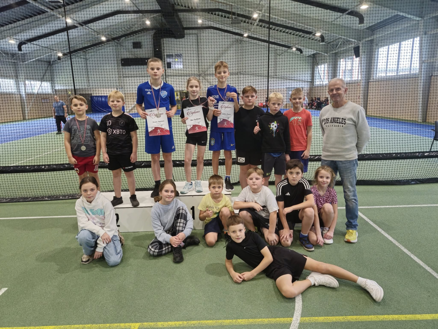 Zūru bērni laimīgi par padarīto