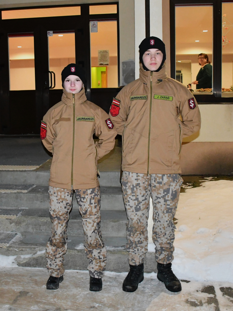 Jaunsargi ieradušies uz pasākumu Puzē