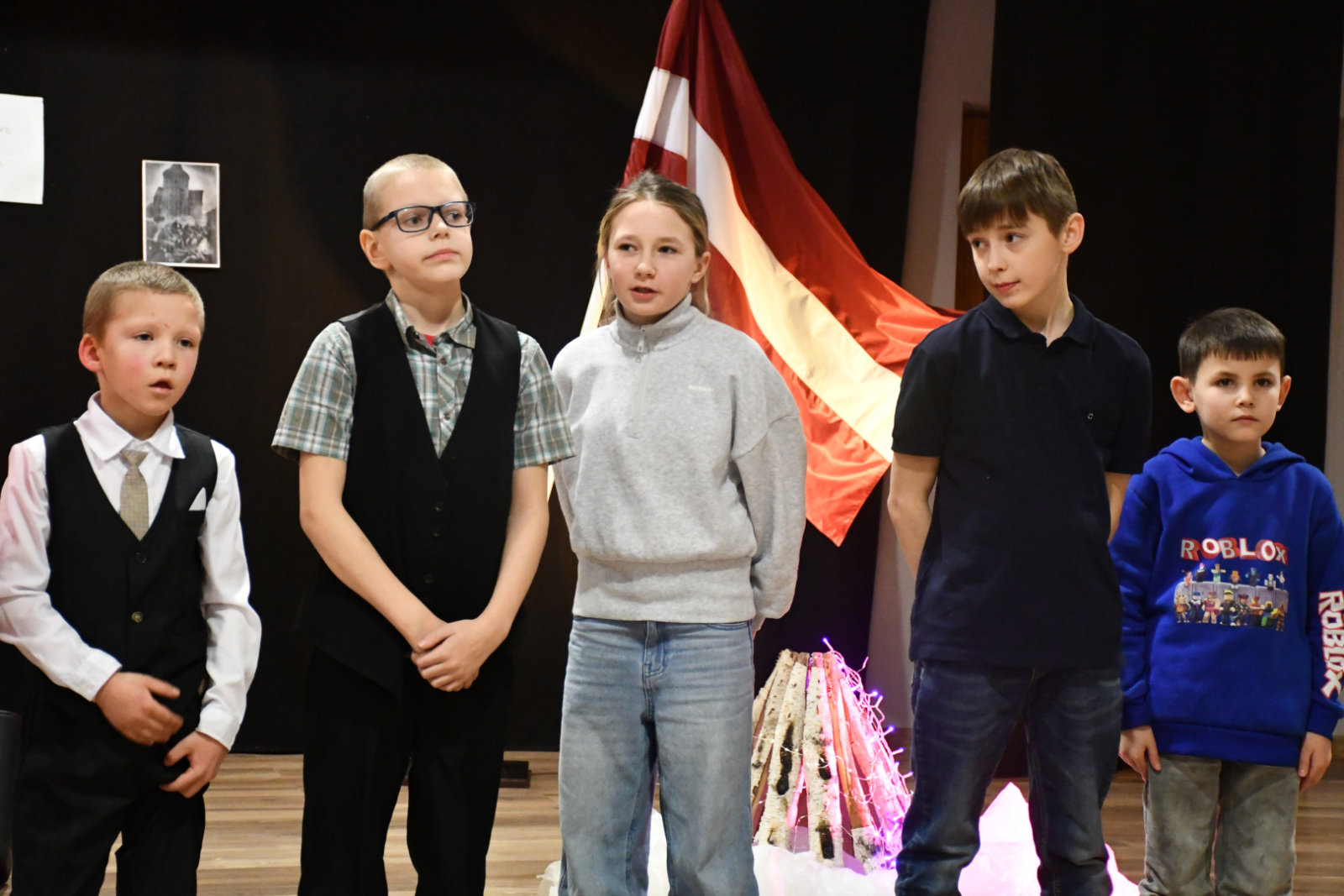 Jaunākie pužiņi iepriecina ar dzejoļiem