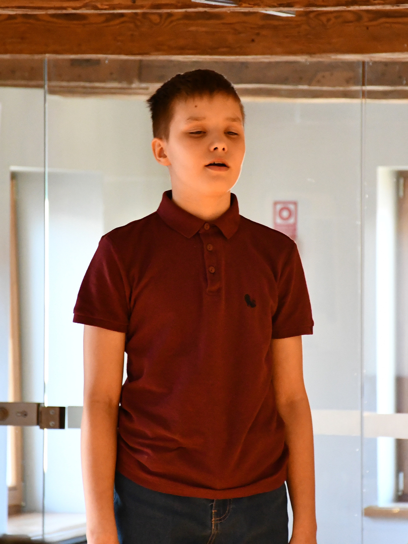 Jaunieši uzstājās skatuves konkursā