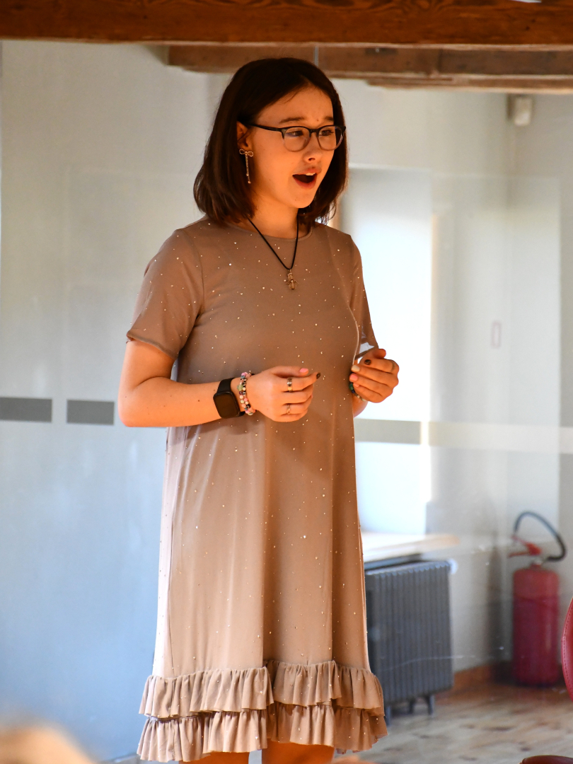 Jaunieši uzstājās skatuves konkursā